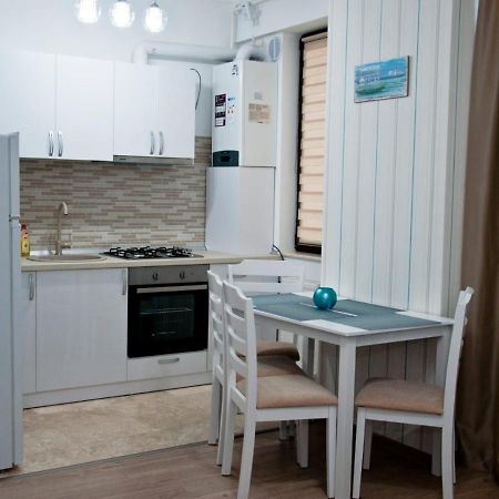 Apartament Laura Solid House مامايا المظهر الخارجي الصورة