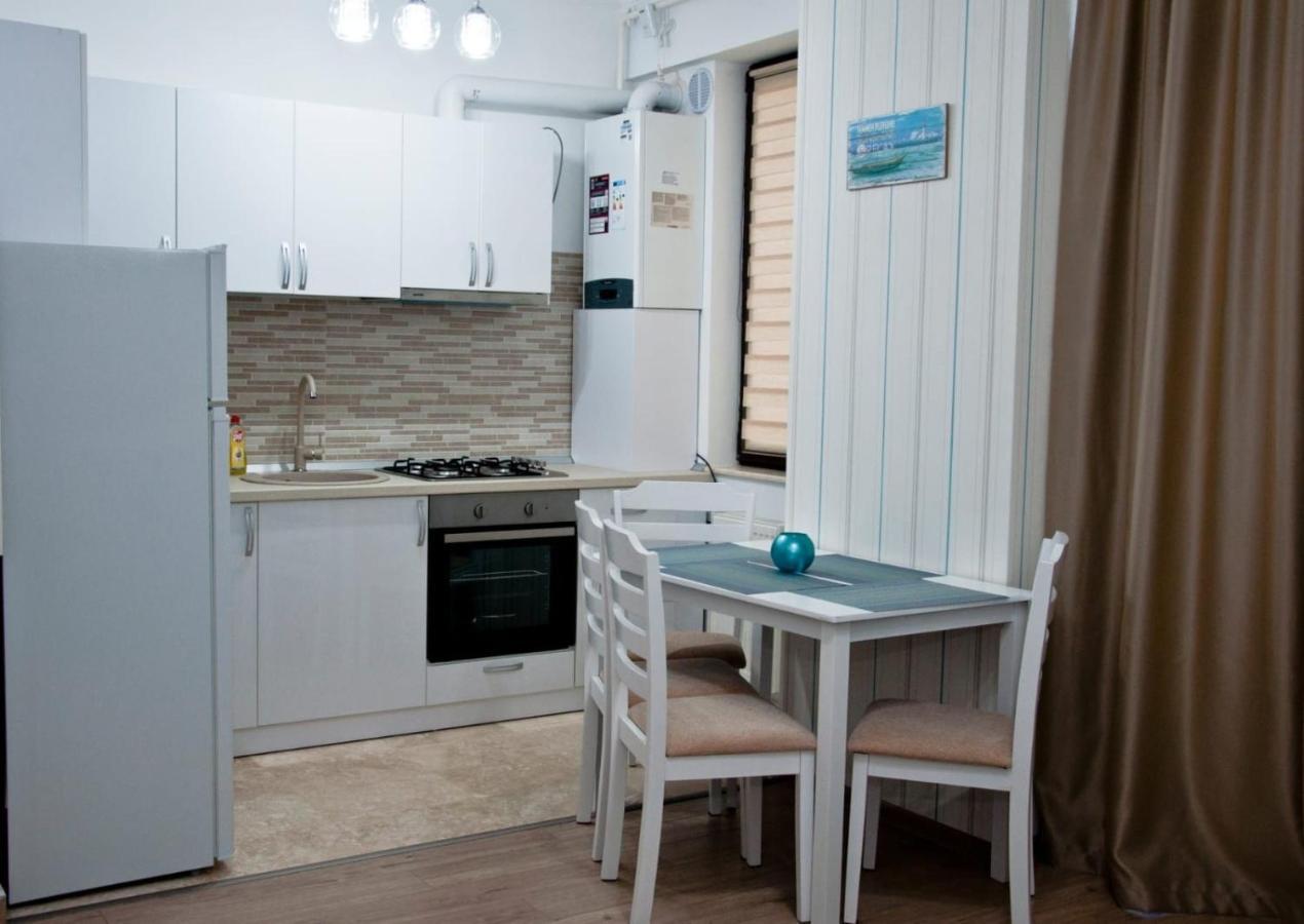 Apartament Laura Solid House مامايا المظهر الخارجي الصورة